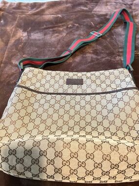 Gucci Beige/Brown GG Canvas Crossbody Bag with Green-Red Web Strap